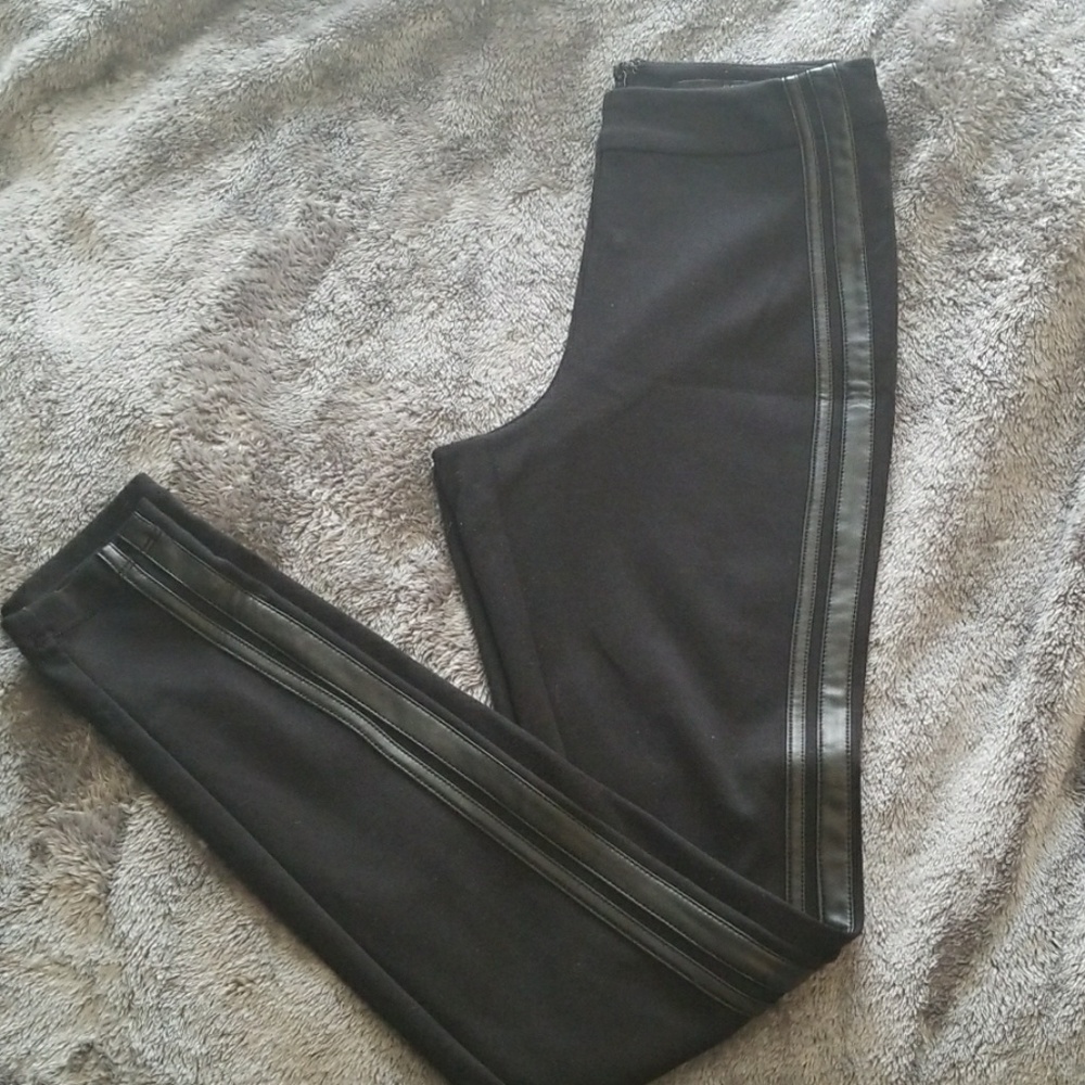 GUESS BLACK LEGGINGS